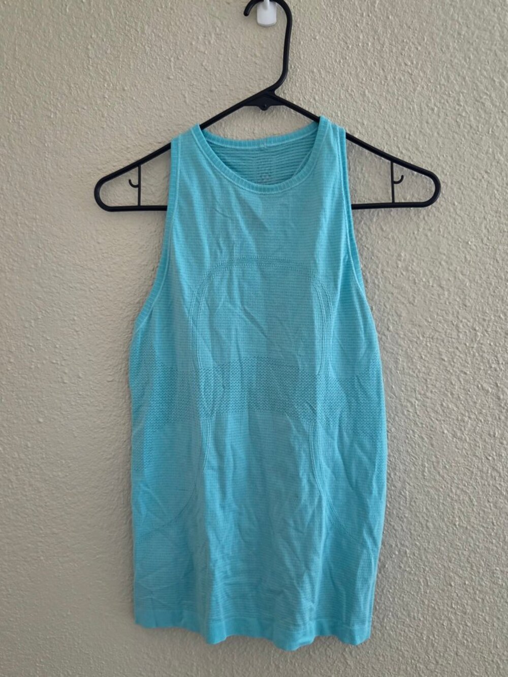 Lululemon Womens Swiftly Tech Racerback Tank 2.0 Aqua Seamless Running Size 6